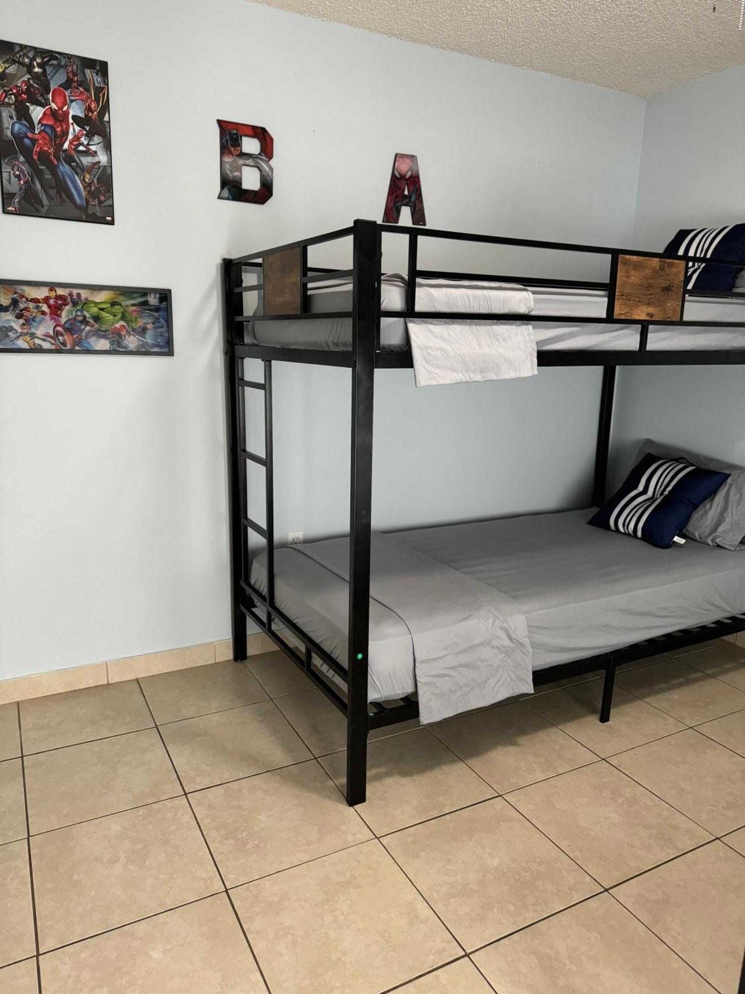 Beds & Sheets Downtown Hostel Miami Exterior photo